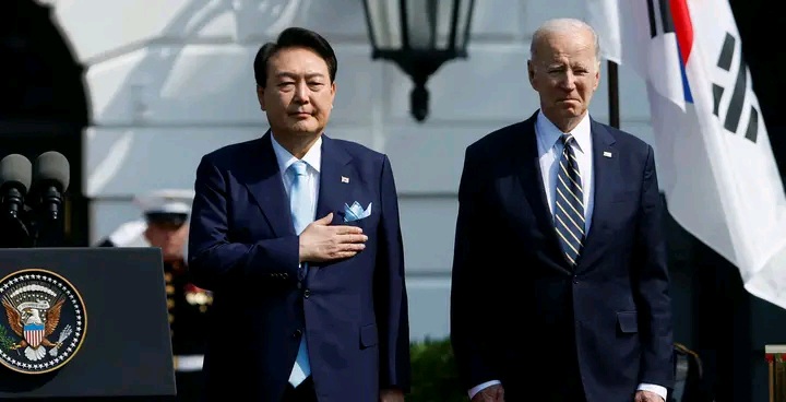 Joe Biden with Yoon Suk Yeol